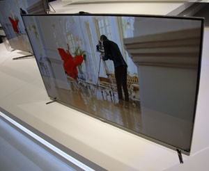 CES 13 > TV LED Samsung Smart TV : compatible HEVC (ou H.265) CES 13 > TV LED Samsung Smart TV : compatible HEVC (ou H.265)