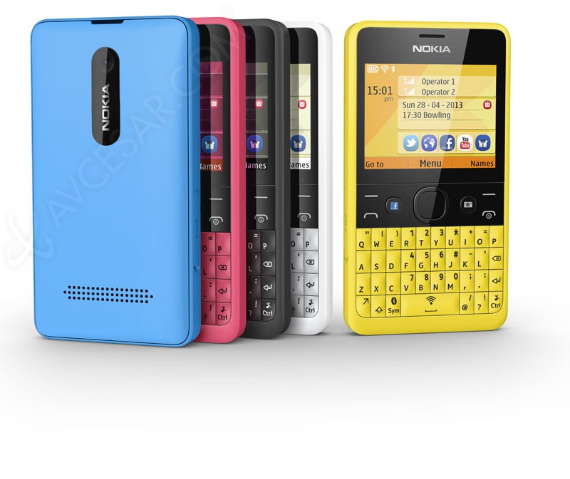 Nokia Asha 210 mobile avec clavier physique pour les réseaux sociaux
