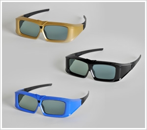 Lunettes 3D actives universelles Xpand : disponibles à la rentrée en magasins Lunettes 3D actives universelles Xpand : disponibles à la rentrée en magasins