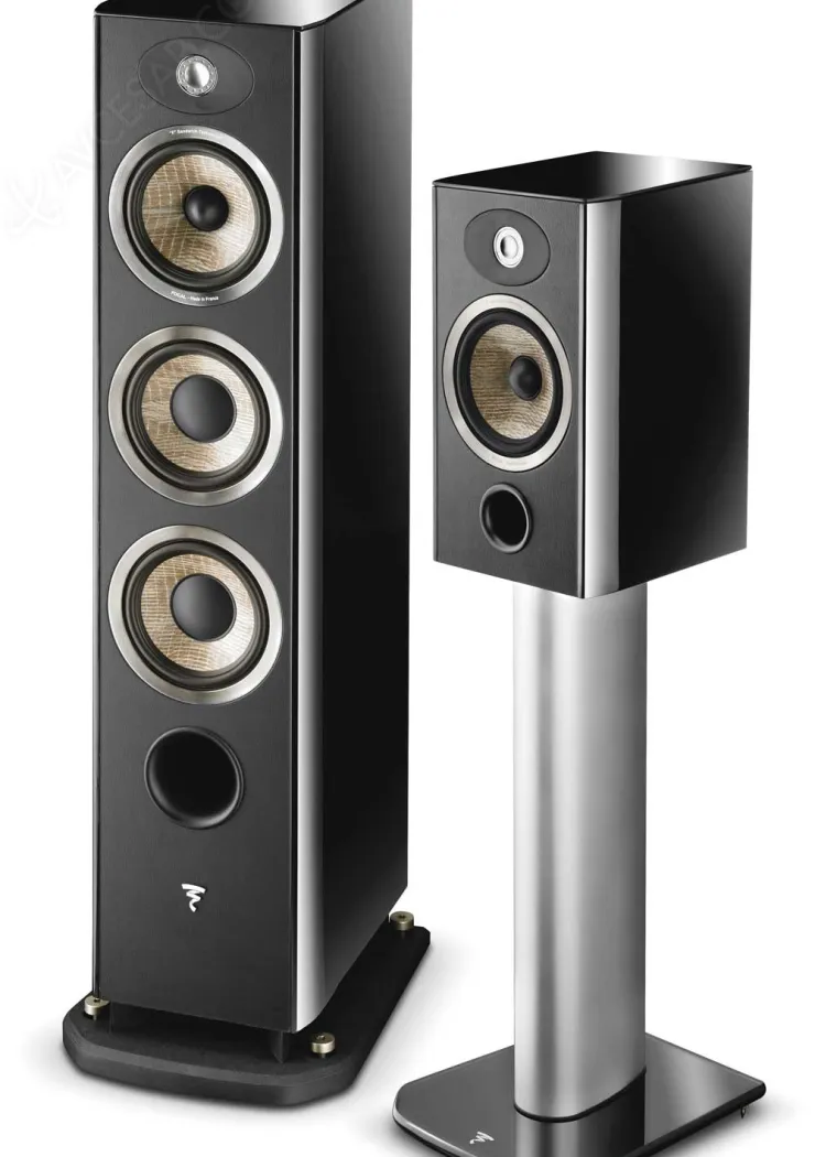 focal-aria-900