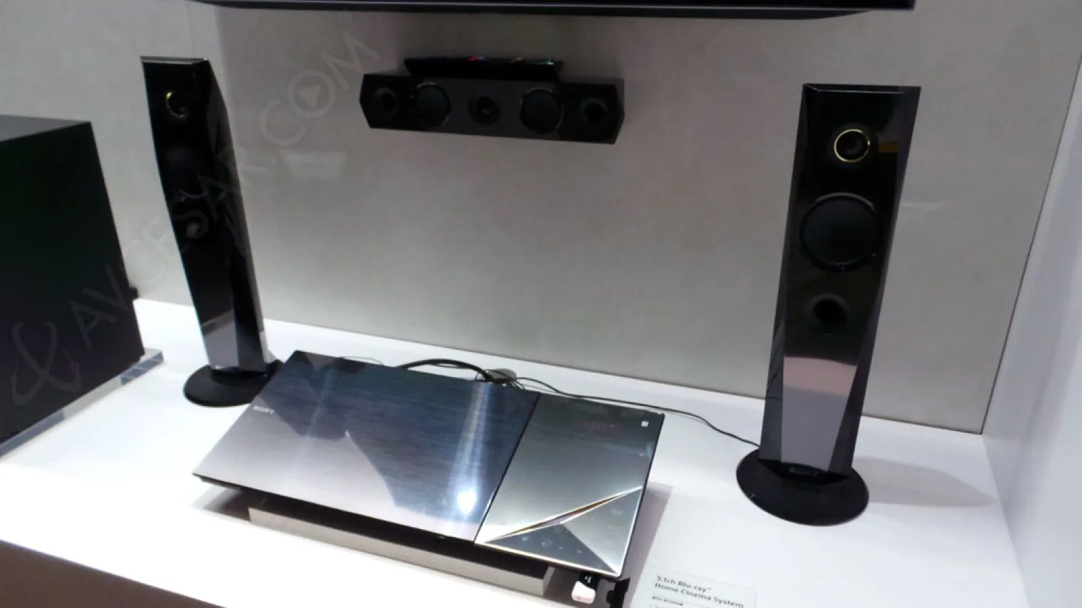 ces-14-sony-bdv-n7220