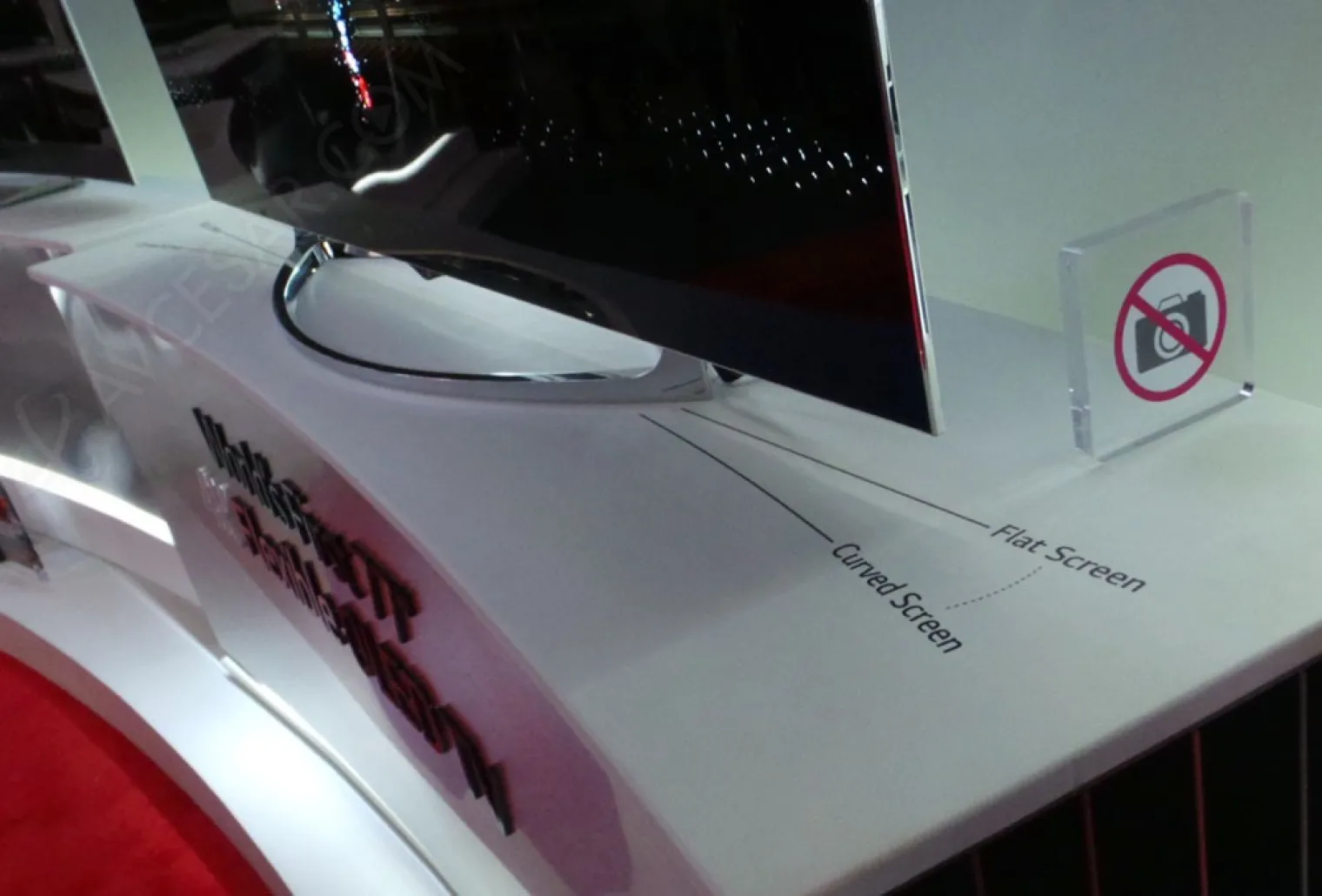 ces-14-tv-oled-lg-77-flexible