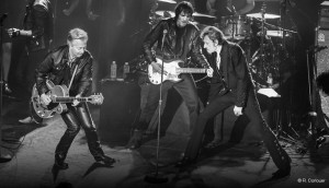 Johnny Hallyday Born Rocker Tour : le concert du Théâtre de Paris en CD+DVD