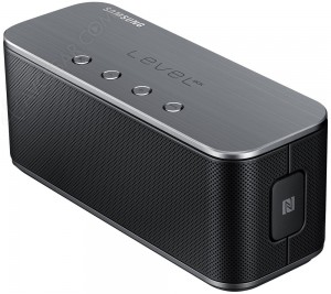 Samsung Level Box EO-SB330 : enceinte Bluetooth/NFC nomade