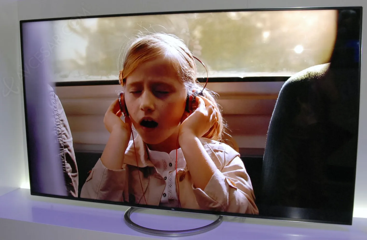 ces-15-tv-led-ultra-hd-tcl-s7806