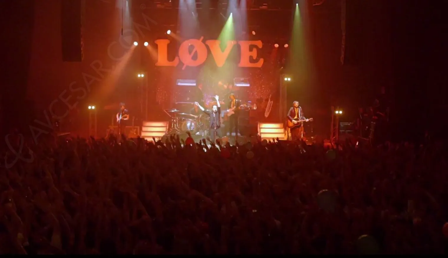 love-le-live-julien-dore-en-dvd