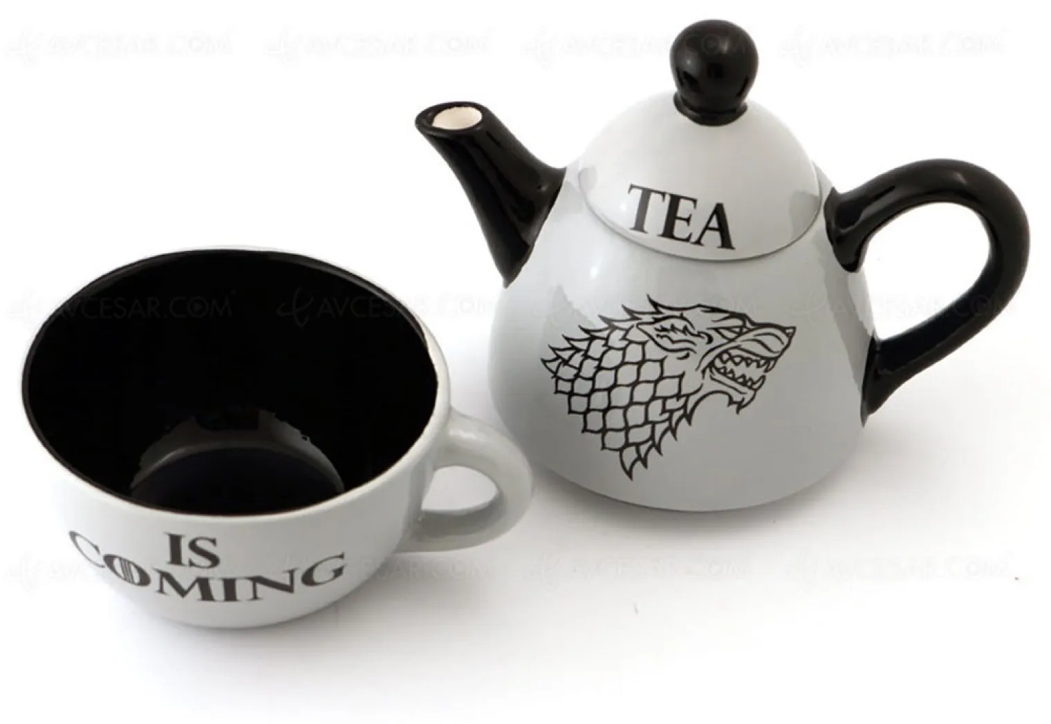 du-the-pour-les-braves-avec-la-theiere-game-of-thrones