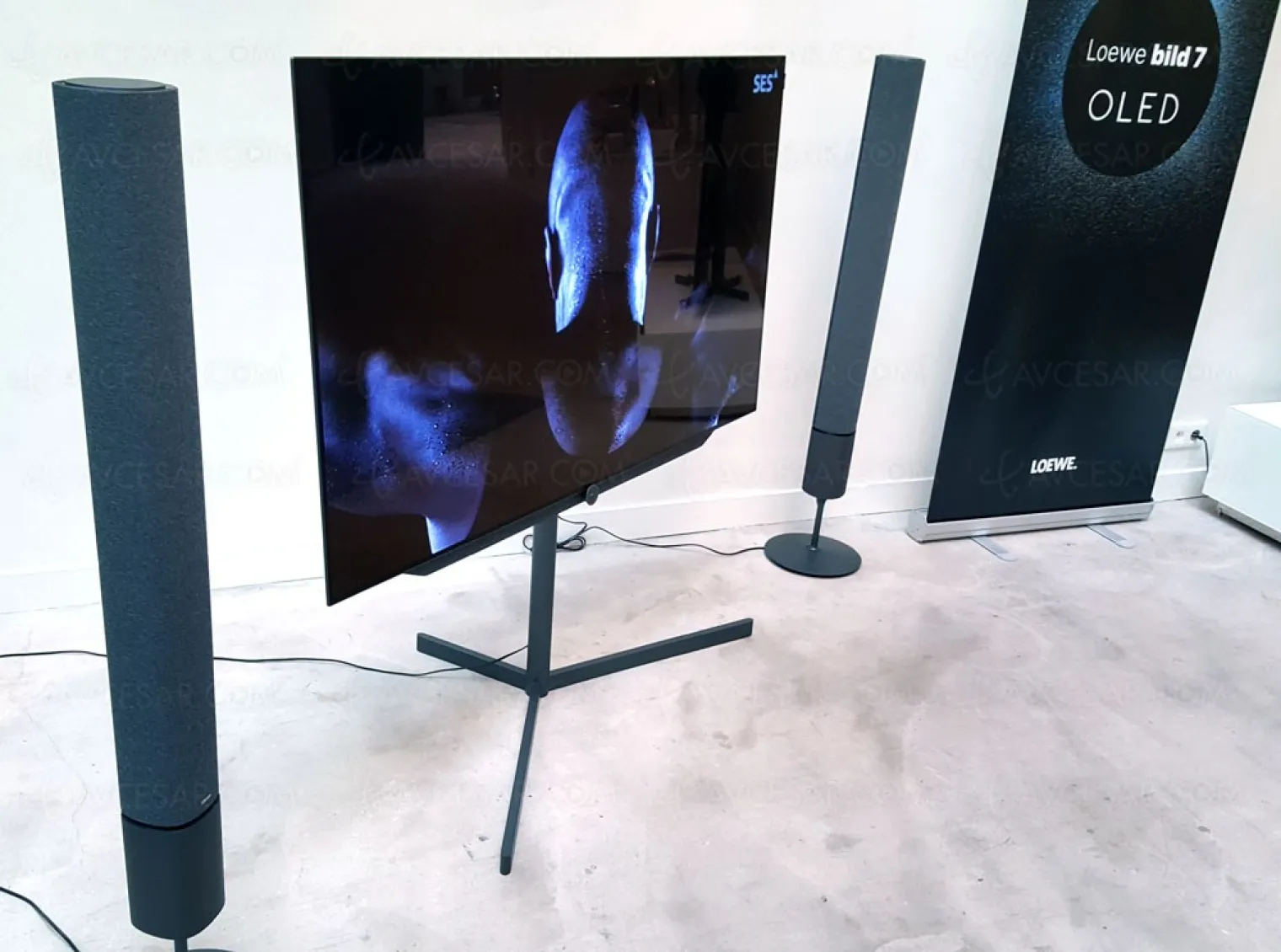 tv-oled-loewe-serie-bild-5-bientot