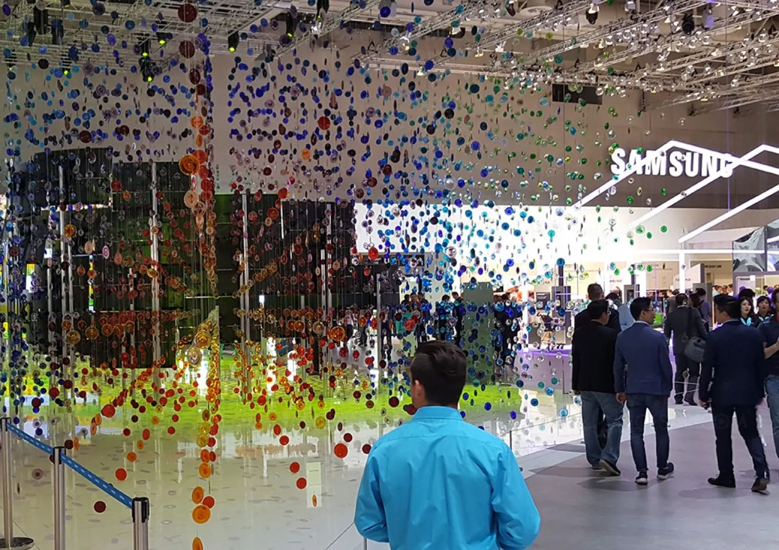 ces-17-tv-samsung-abandon-du-suhd-au-profit-du-qled