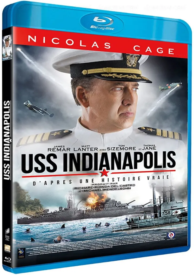 uss-indianapolis-quand-le-bateau-coule-les-squales-rappliquent