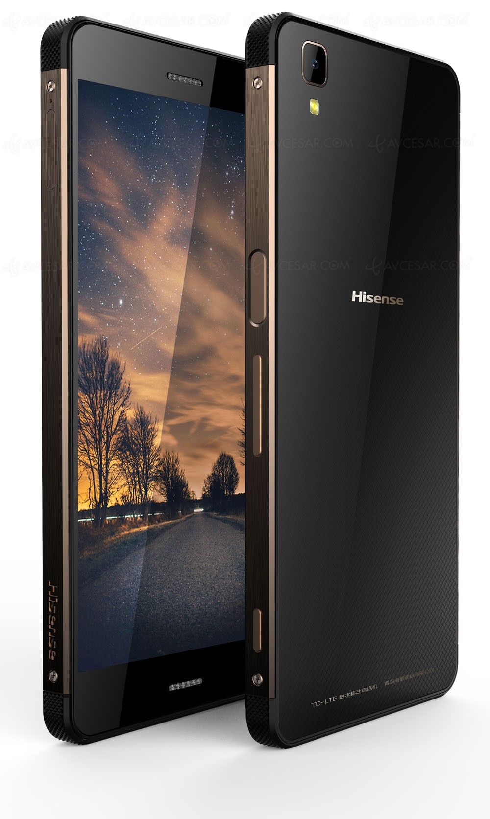 CES 17 > Hisense Rock, smartphone 4G Android 7.0 IP68/IK05
