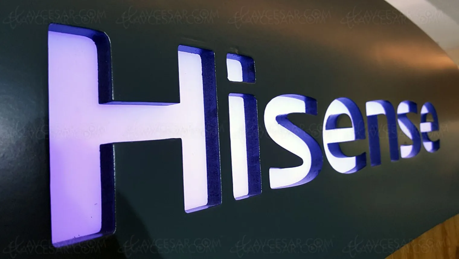 hisense-mise-sur-la-technologie-qled-auto-emissive-et-non-l-oled