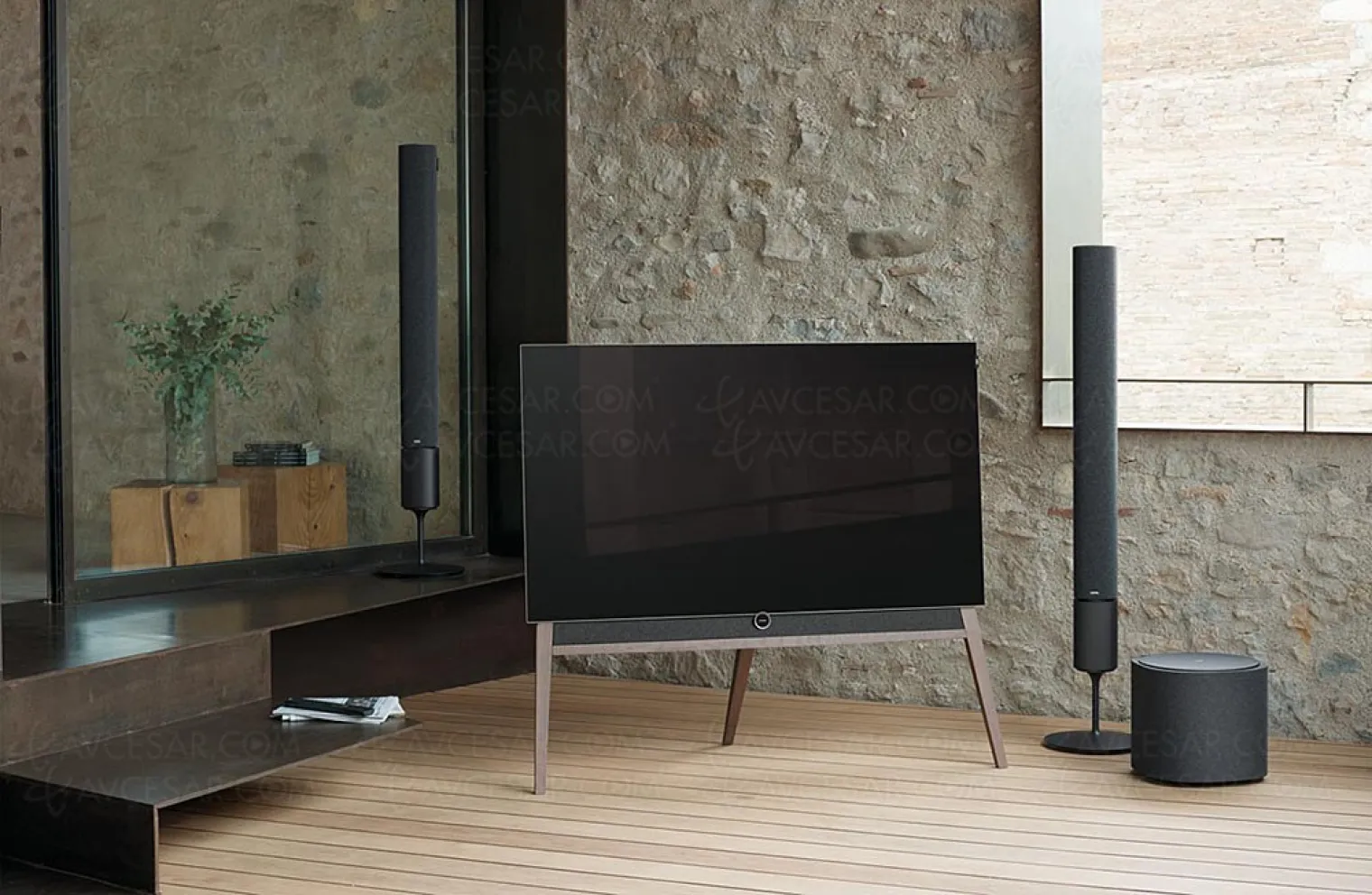 tv-oled-ultra-hd-loewe-bild-5-mise-a-jour-specifications-et-photos