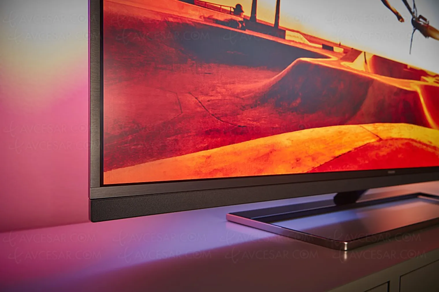 tv-led-ultra-hd-philips-pus7502-mise-a-jour-prix-indicatifs-et-disponibilite