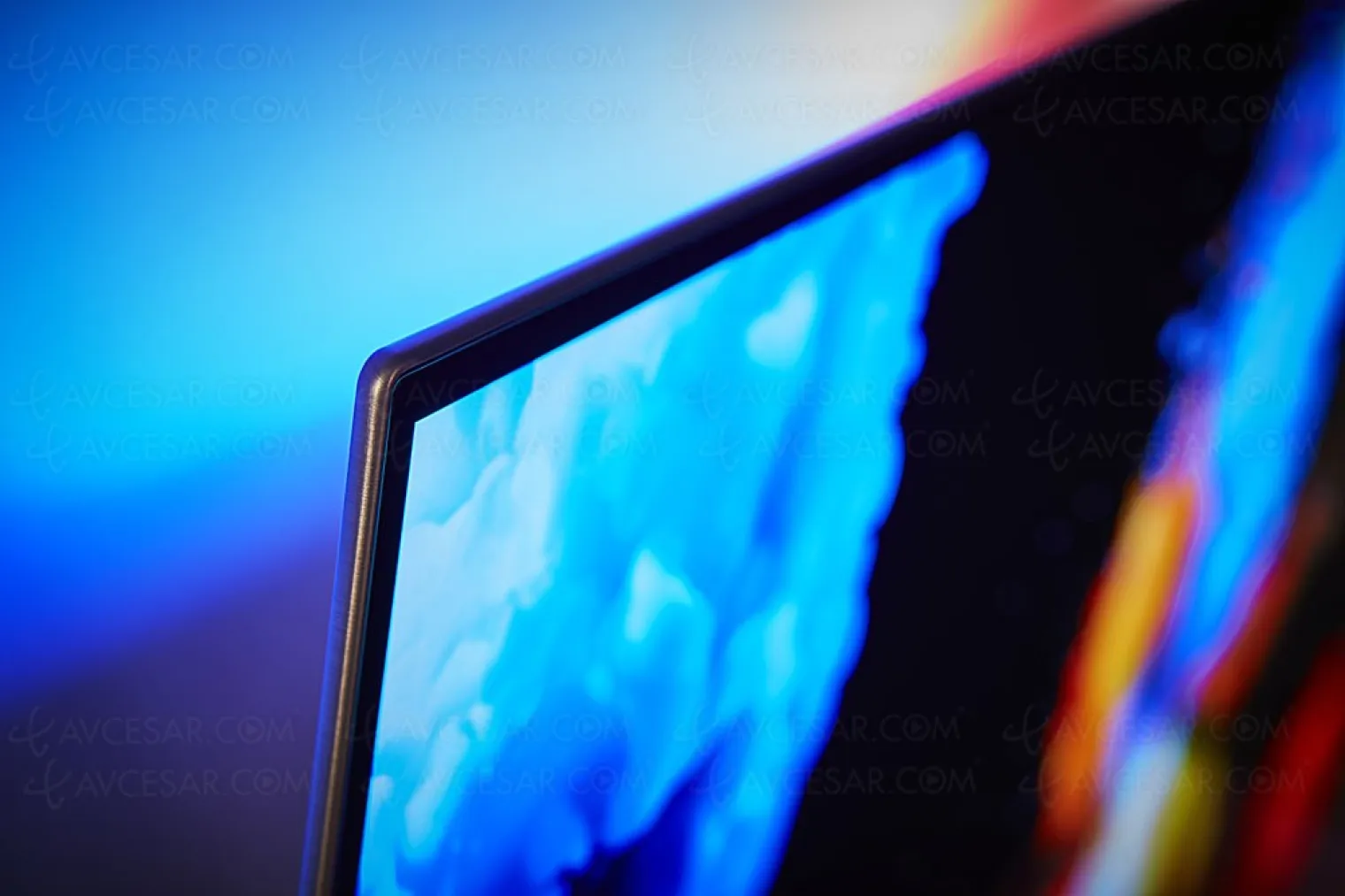 tv-oled-philips-pos9002f-ultra-hd-premium-mise-a-jour-disponibilite