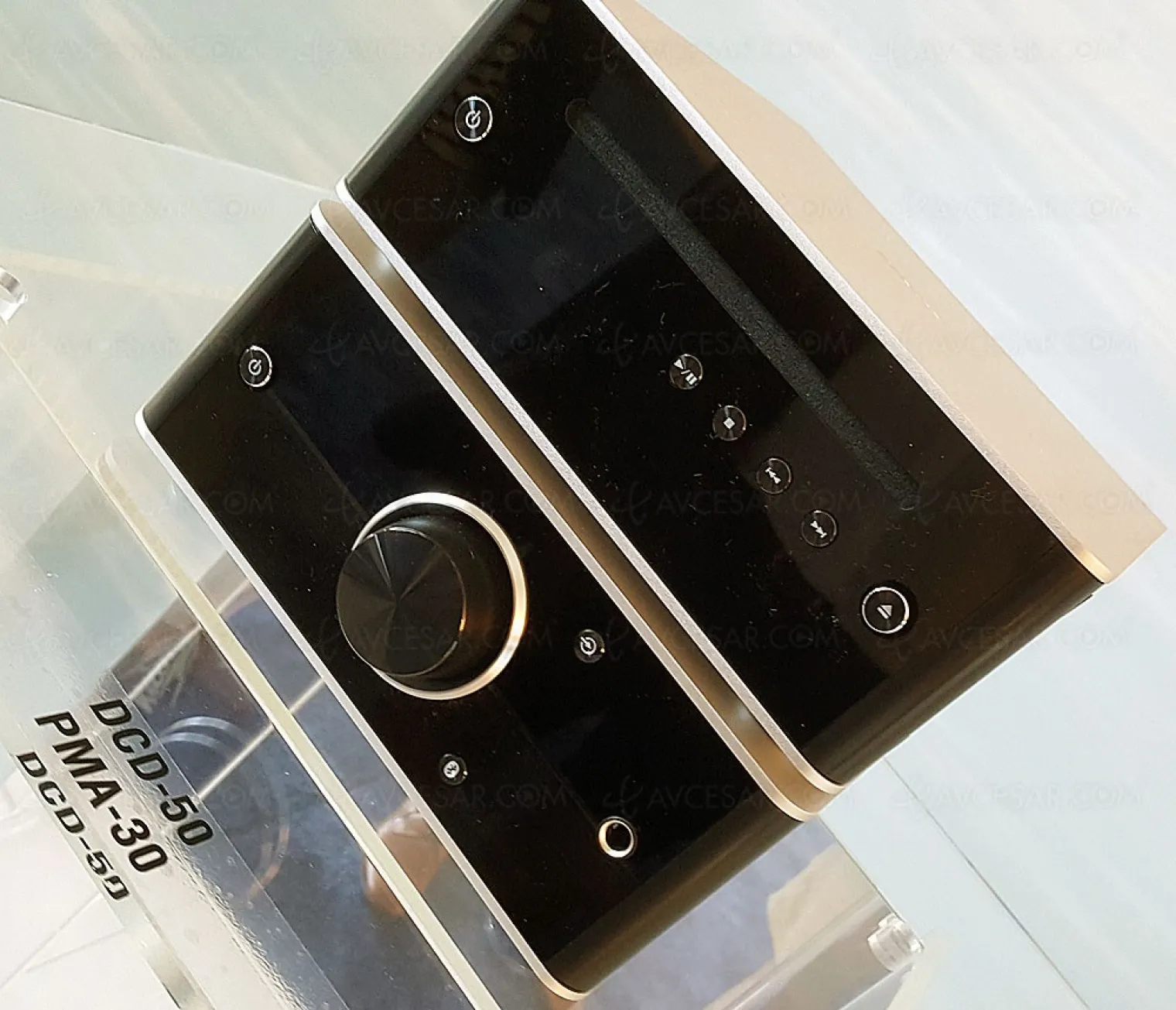 denon-pma-30-amplificateur-stereo-dac-et-reseau-bluetooth
