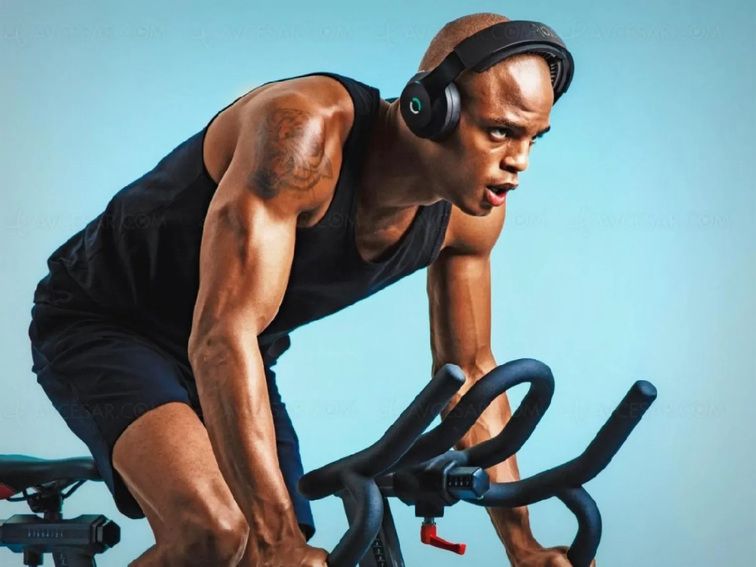 halo-sport-casque-audio-stimulateur-de-cerveau-pour-mise-en-phase-de-plasticite-neuronale