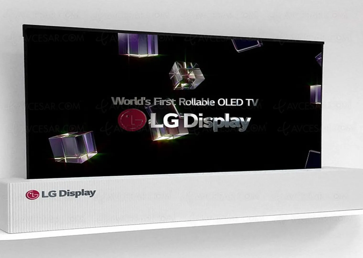 ces-18-tv-oled-ultra-hd-lg-display-65-enroulable-mode-tv-mode-2-35-et-mode-display-stretched
