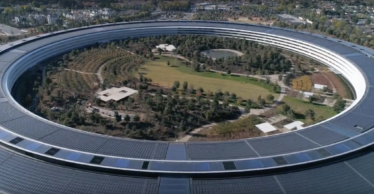 apple-park-le-gros-des-employes-arrive-enfin