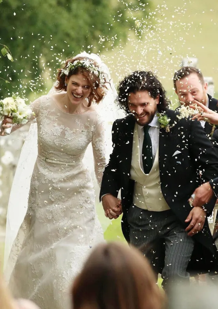 carnet-mondain-game-of-thrones-jon-snow-epouse-ygritte