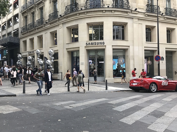 Ouverture du premier Experience Store Samsung français