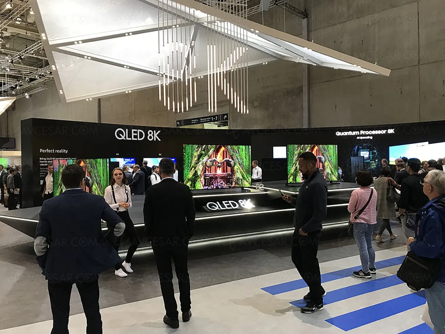 ifa-18-tv-qled-8k-samsung-q900r-mise-a-jour-specifications