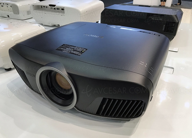 IFA 18 > Vidéoprojecteur Epson EH‑TW9400, modèle Ultra HD/4K par wobulation