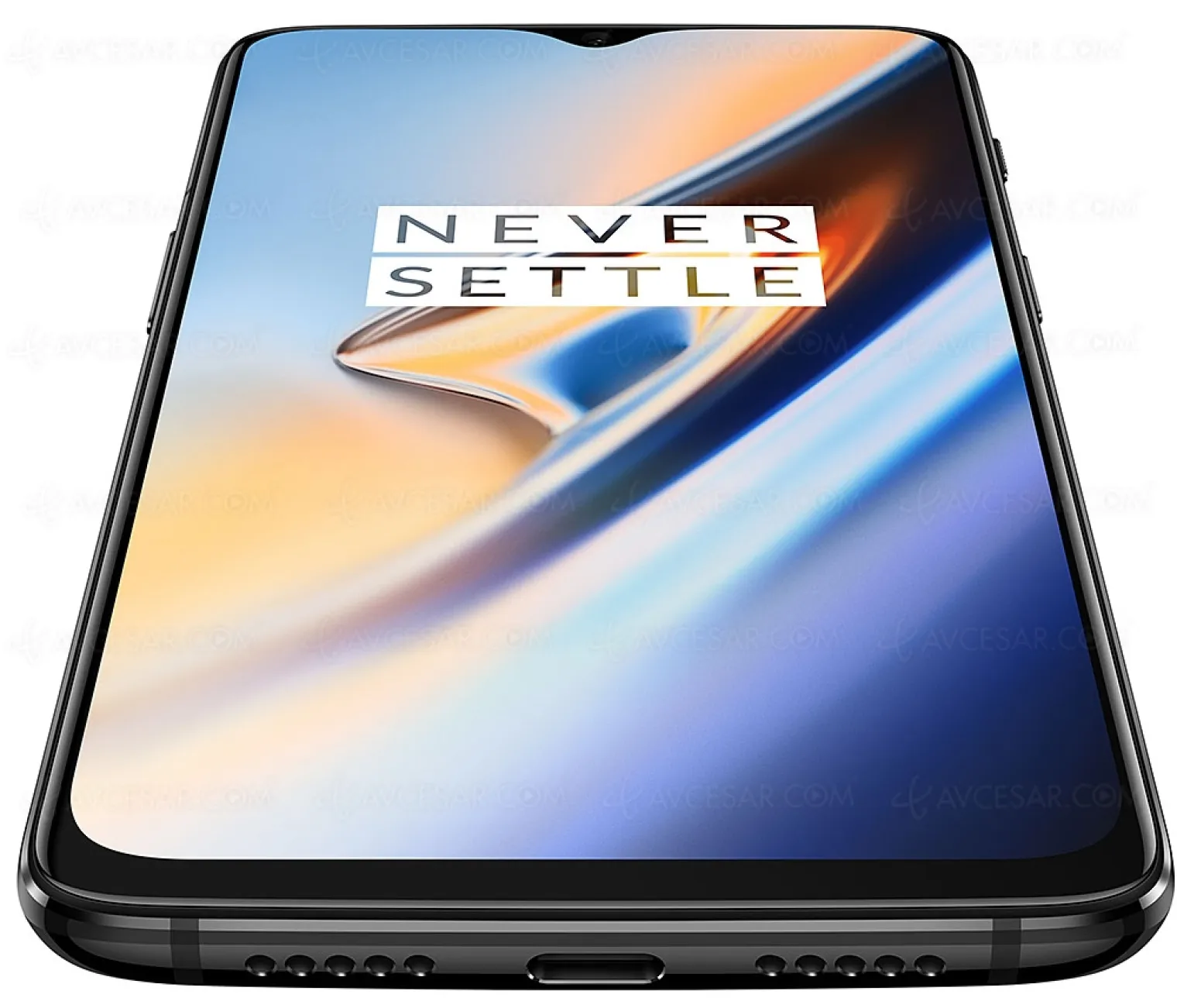 smartphone-oneplus-6t-trouble-fete-au-milieu-des-galaxy-note-9-iphone-xs-max-et-mate-20-pro