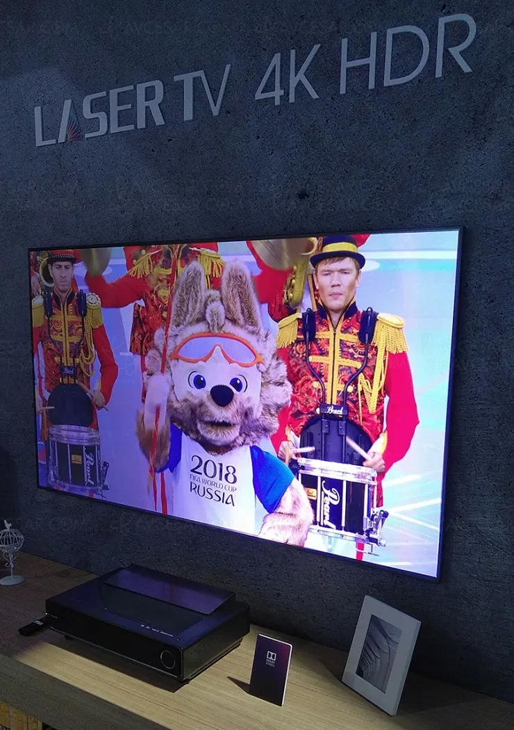ces-19-hisense-trichroma-laser-tv-ultra-hd-4k-hdr-objectif-100-rec-2100