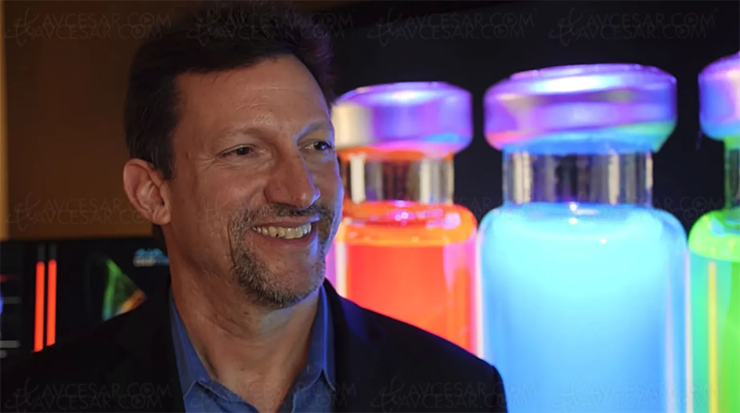 ces-19-premier-ecran-qd-led-quantum-dots-fin-2019-via-un-prototype-moniteur