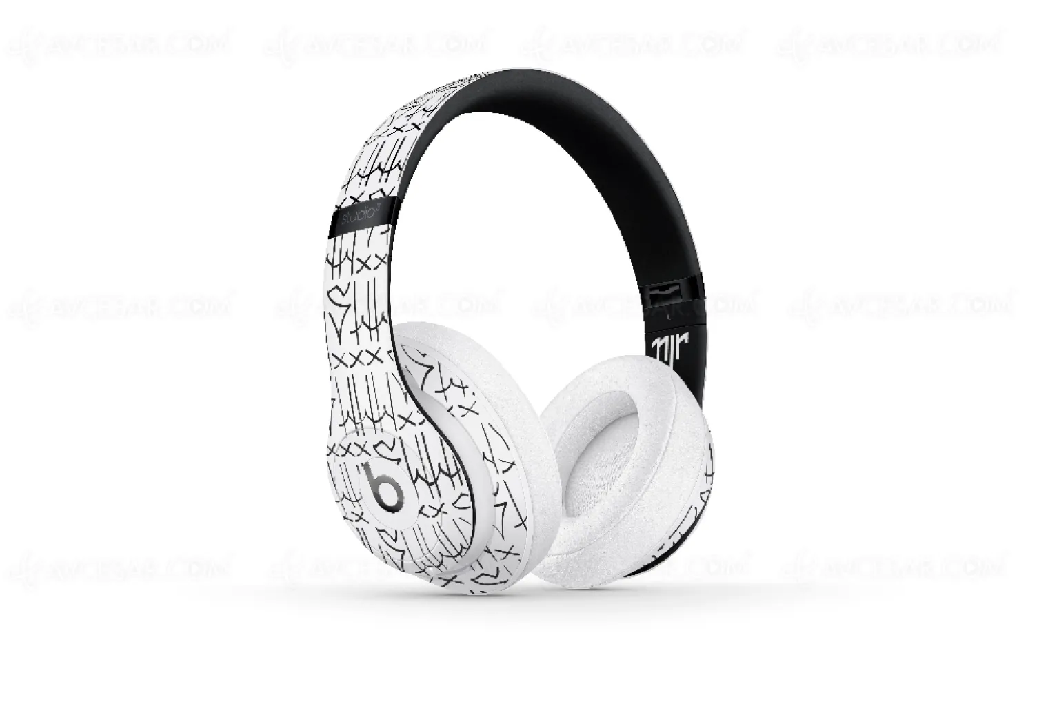 joyeux-anniversaire-neymar-jr-avec-un-casque-beats-studio3-edition-speciale-pour-l-occasion