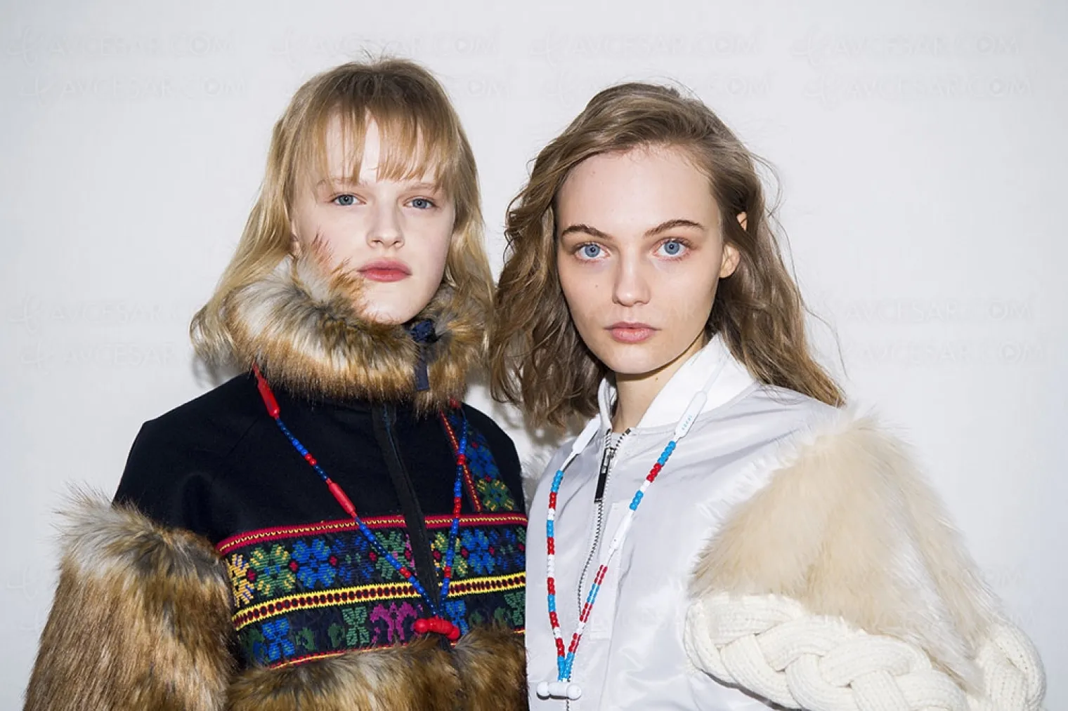 les-ecouteurs-beatsx-by-dre-enfilent-les-perles-avec-sacai