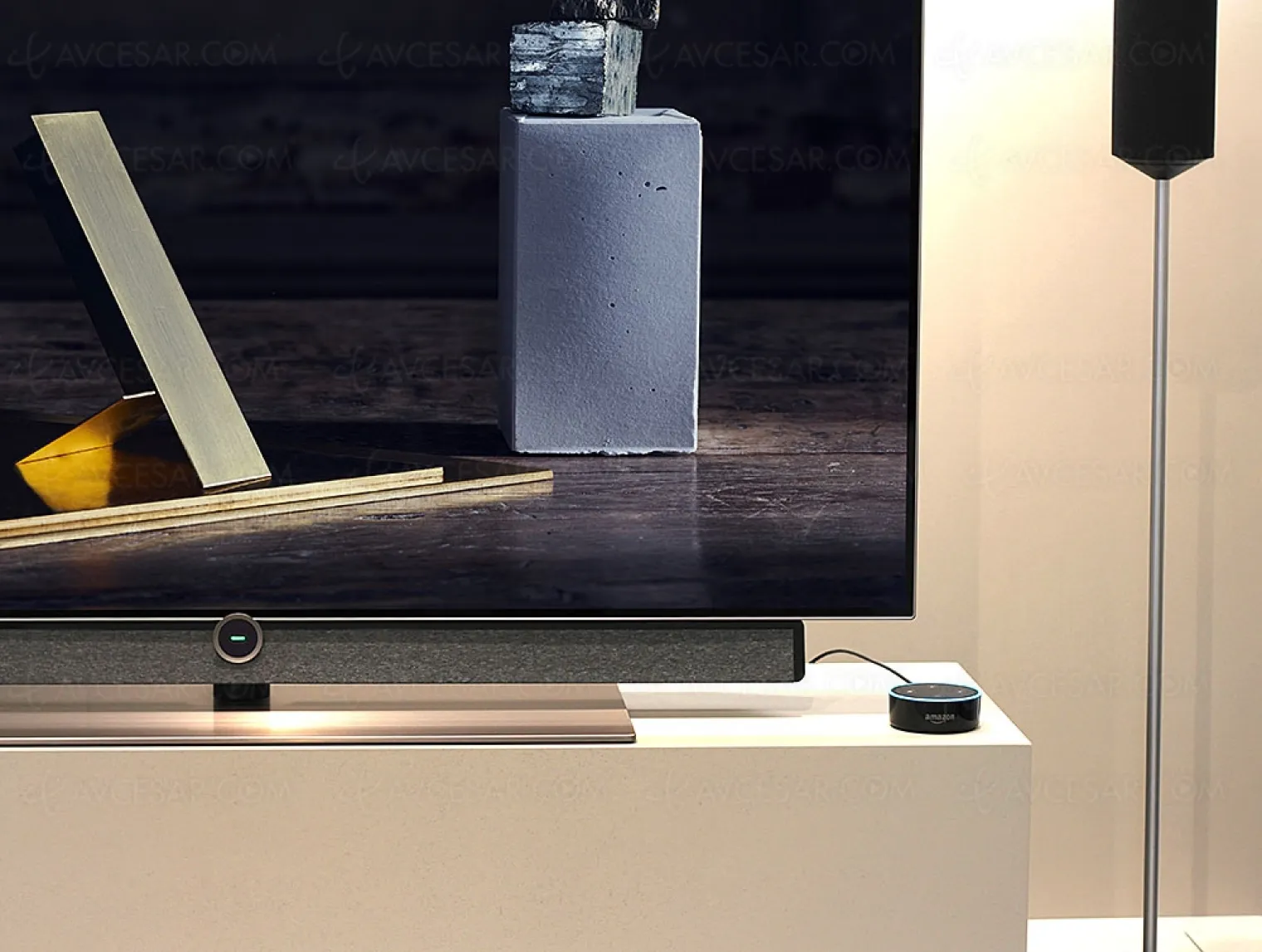 les-televiseurs-loewe-desormais-compatibles-amazon-alexa