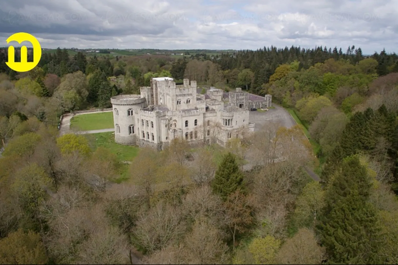 gosford-castle-a-vendre-en-irlande-du-nord-un-chateau-vu-dans-game-of-thrones
