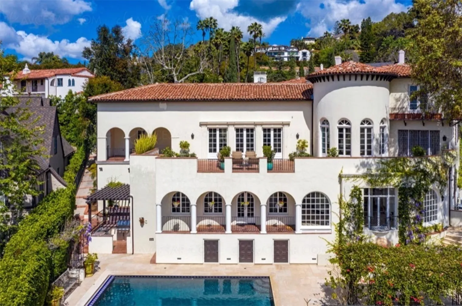 maison-a-vendre-a-los-angeles-a-la-recherche-du-home-cinema-parfait