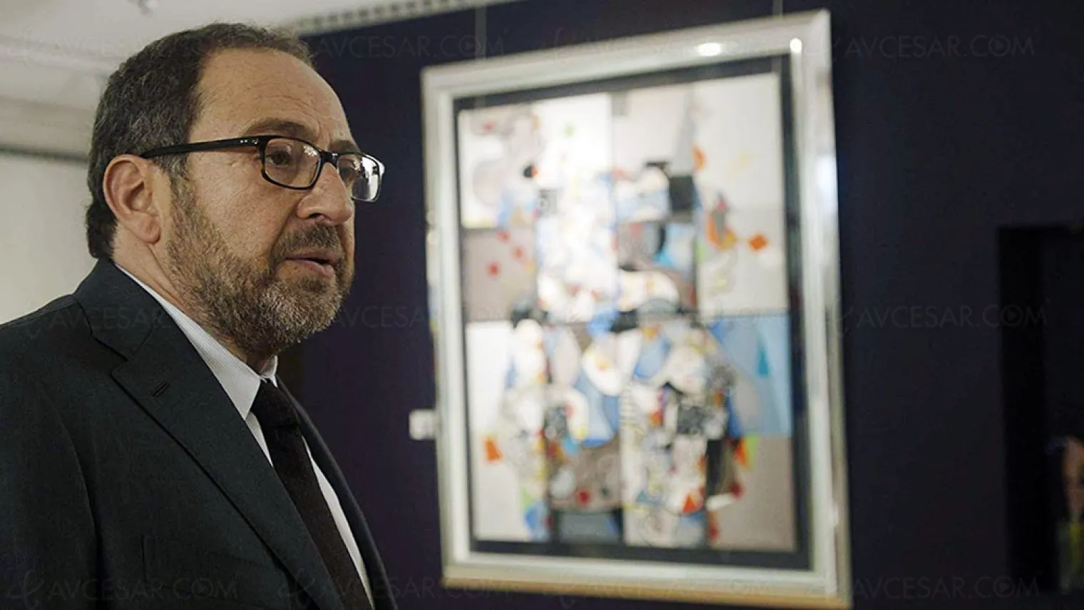 tout-contre-elle-un-thriller-implacable-produit-par-bruno-solo-et-garance-bonfati-avec-patrick-timsit