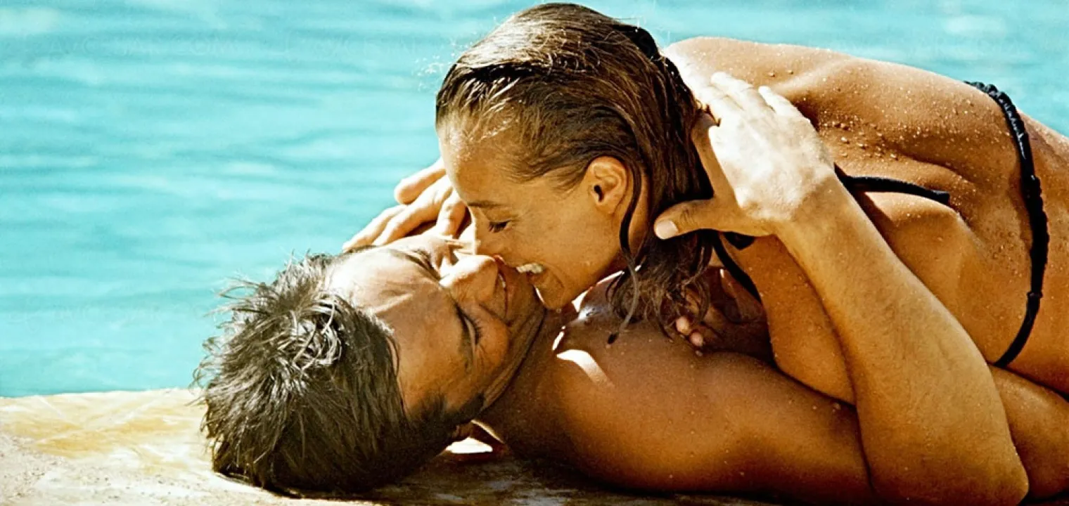 la-piscine-4k-ultra-hd-romy-schneider-et-alain-delon-plus-beaux-que-jamais