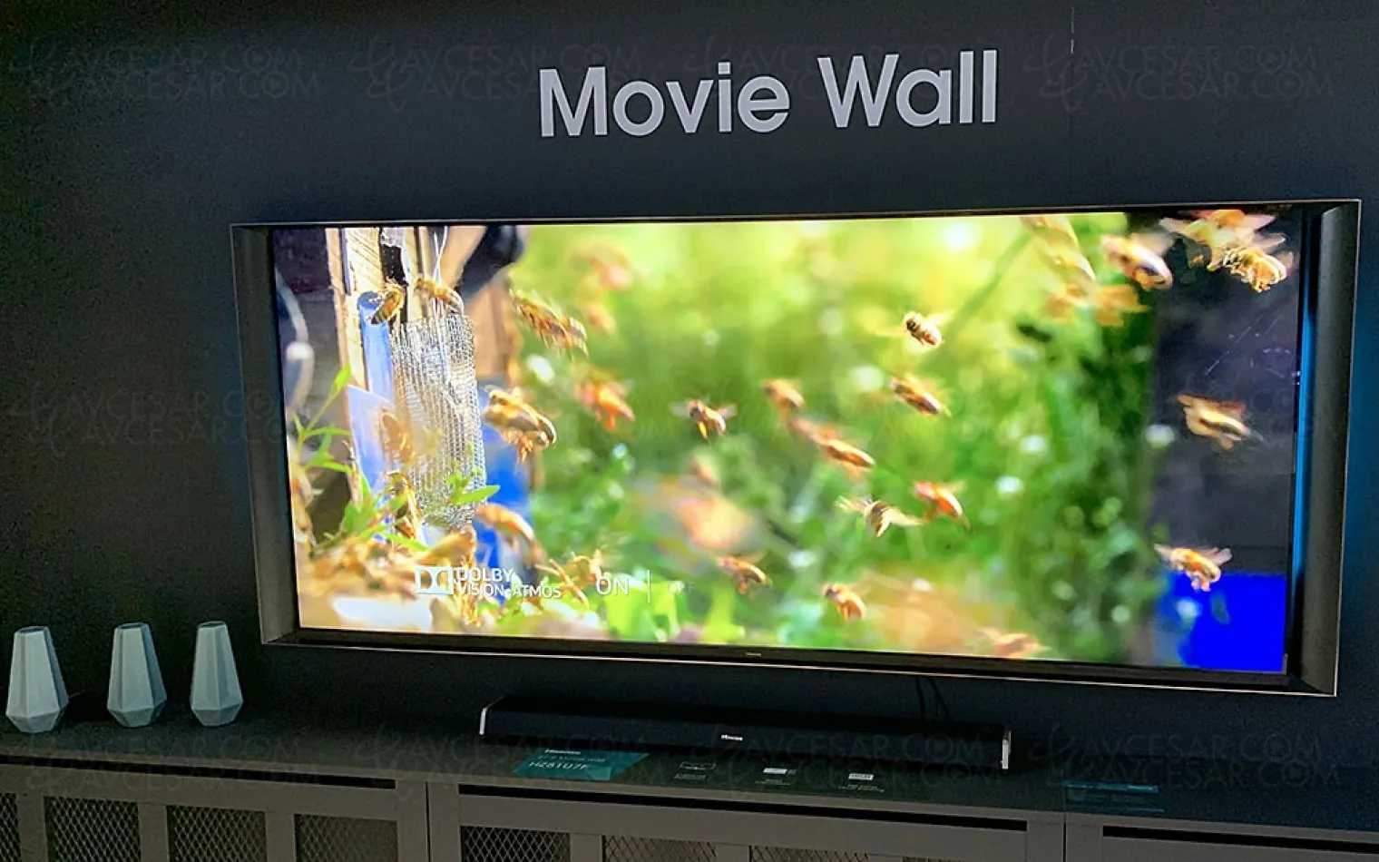 ifa-19-tv-led-21-9-5k-hisense-seulement-pour-le-plaisir-des-yeux-des-visiteurs