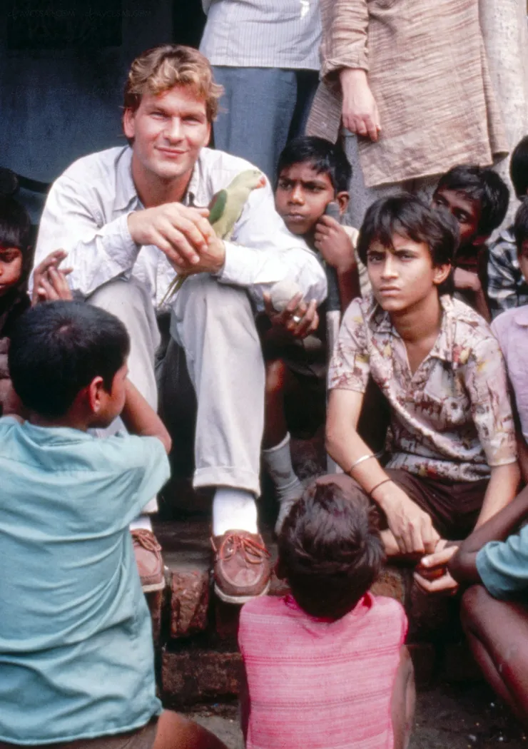 la-cite-de-la-joie-enfin-restaure-roland-joffe-et-patrick-swayze-a-calcutta