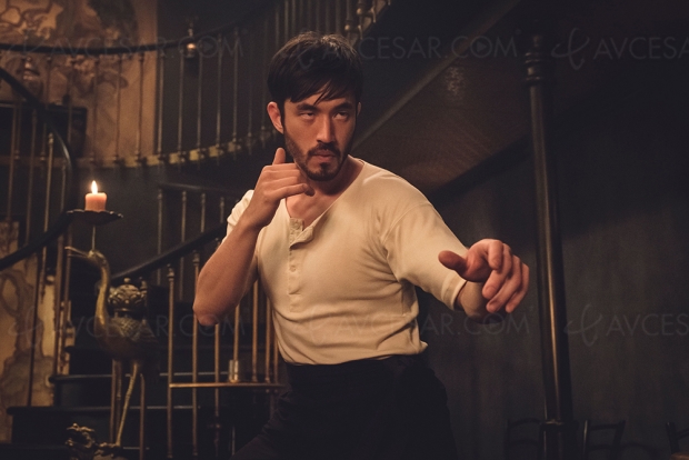 Andrew Koji est Bruce Lee dans la série Warrior, bientôt Blu‑Ray