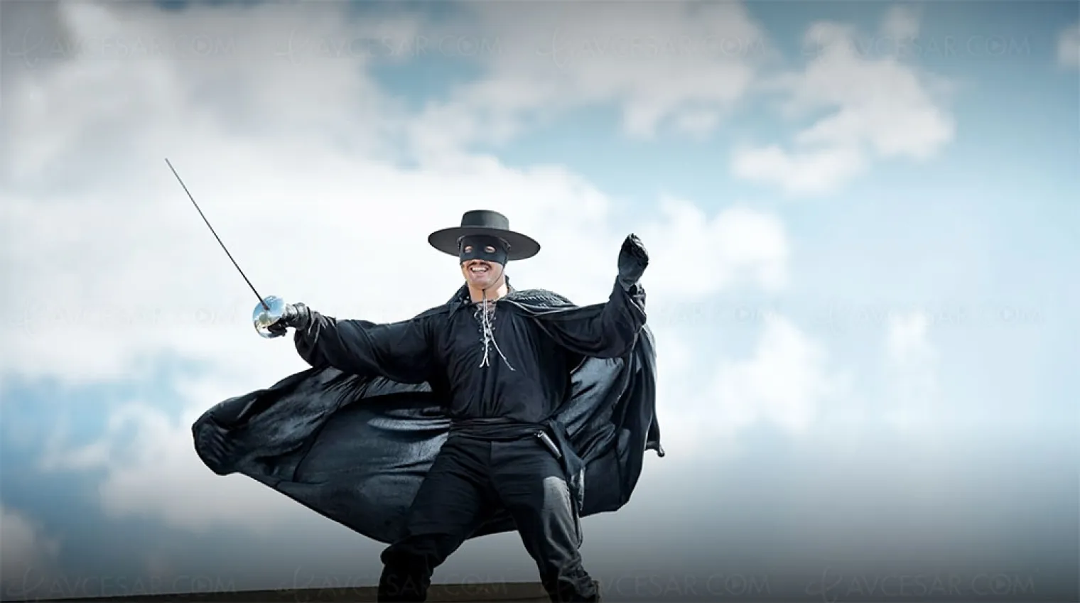 zorro-sera-une-fille-dans-le-futur-reboot-de-cbs-studio