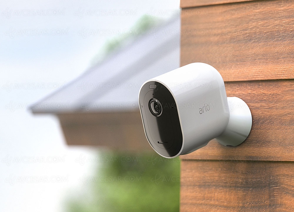 Arlo Pro 3, caméra de surveillance nouvelle génération&nbsp;: résolution&nbsp;2K, vision nocturne et&nbsp;grand&nbsp;angle&nbsp;160°