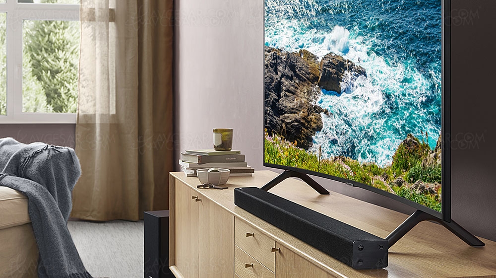 TV LED Ultra HD courbes Samsung&nbsp;RU7305 49'', 55" et&nbsp;65"&nbsp;disponibles