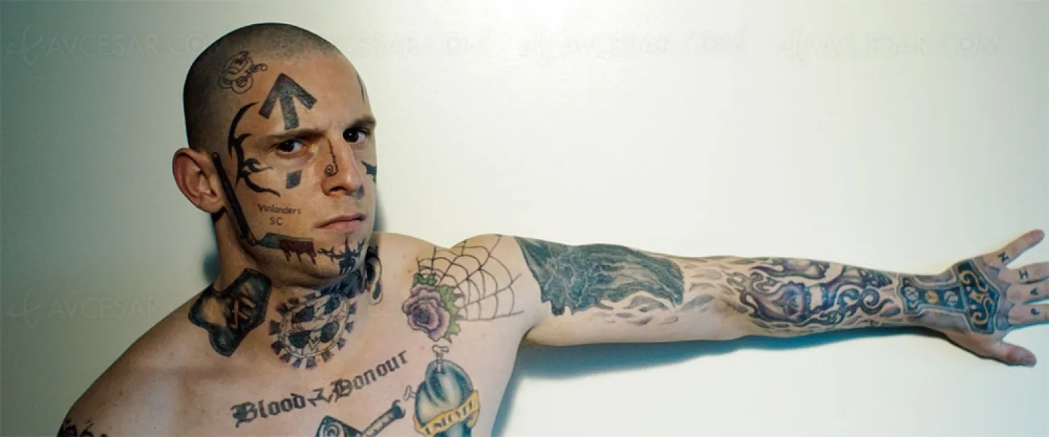 jamie-bell-skinhead-repenti-dans-skin-inedit-au-cinema