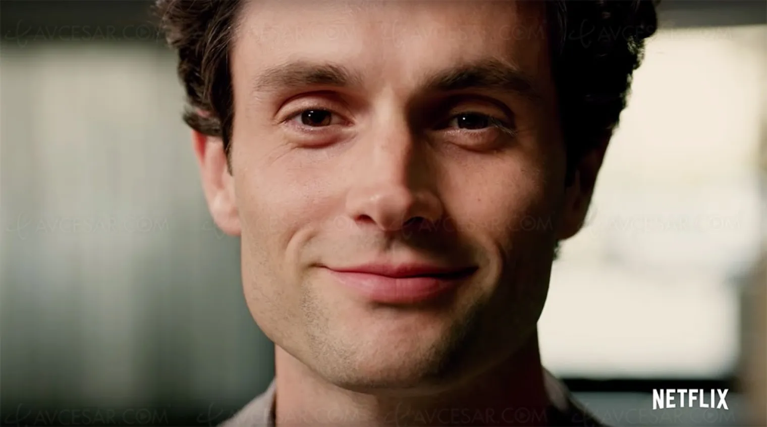 you-saison-2-avec-penn-badgley-premiere-bande-annonce
