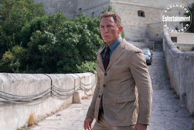 Daniel Craig ne se démonte pas face aux journalistes, et nouvelles photos de No Time to Die