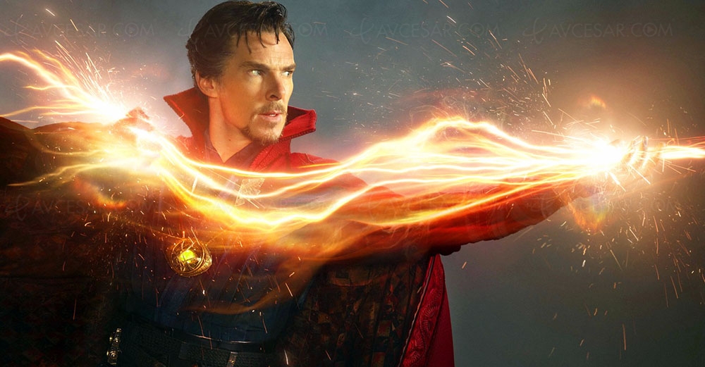 Sam Raimi pourrait réaliser la suite (flippante) de Docteur&nbsp;Strange