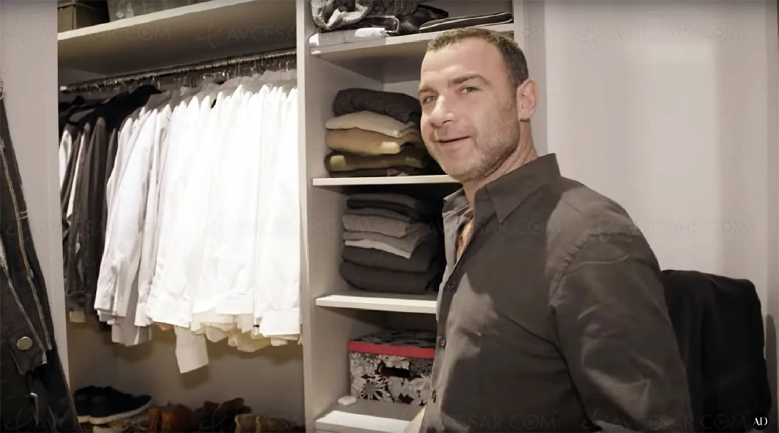 decouvrez-l-appartement-de-liev-schreiber-ray-donovan-avait-presque-le-meme
