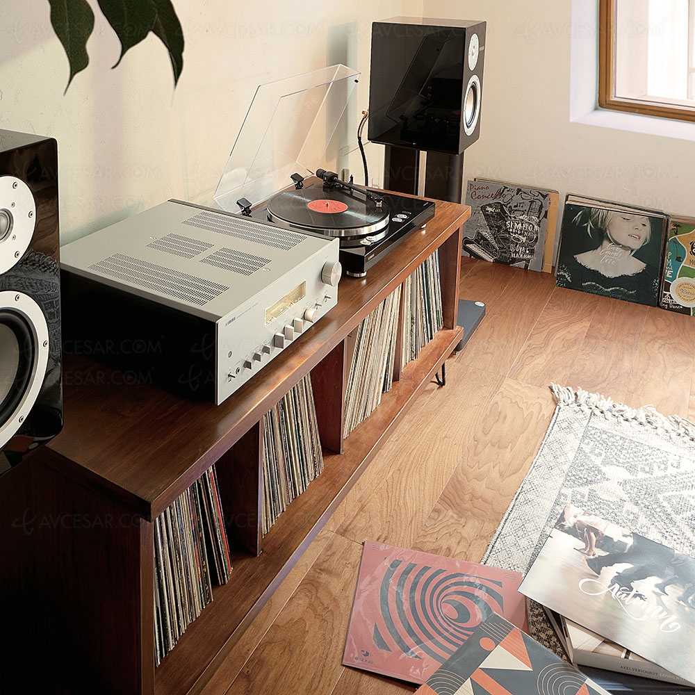 Yamaha A-S2200, amplificateur Hi‑Fi avec&nbsp;entrée&nbsp;XLR