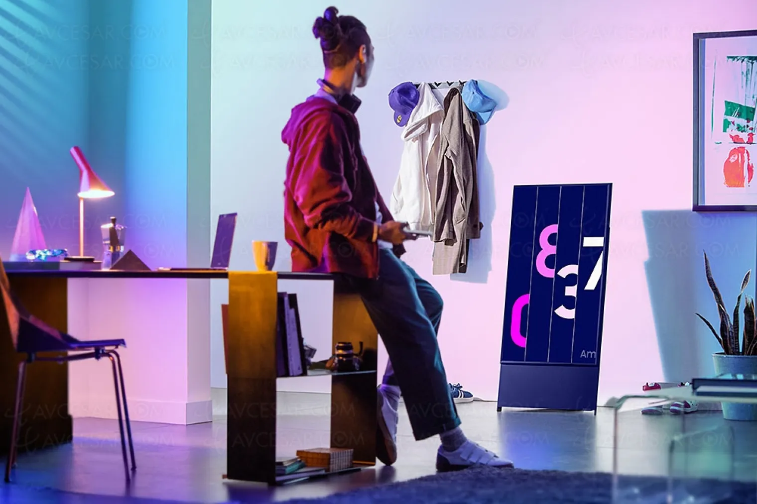 tv-qled-samsung-the-sero-rotatif-horizontal-vertical-mise-a-jour-disponibilite